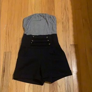 Super cute made in Italy 🇮🇹 romper 💕